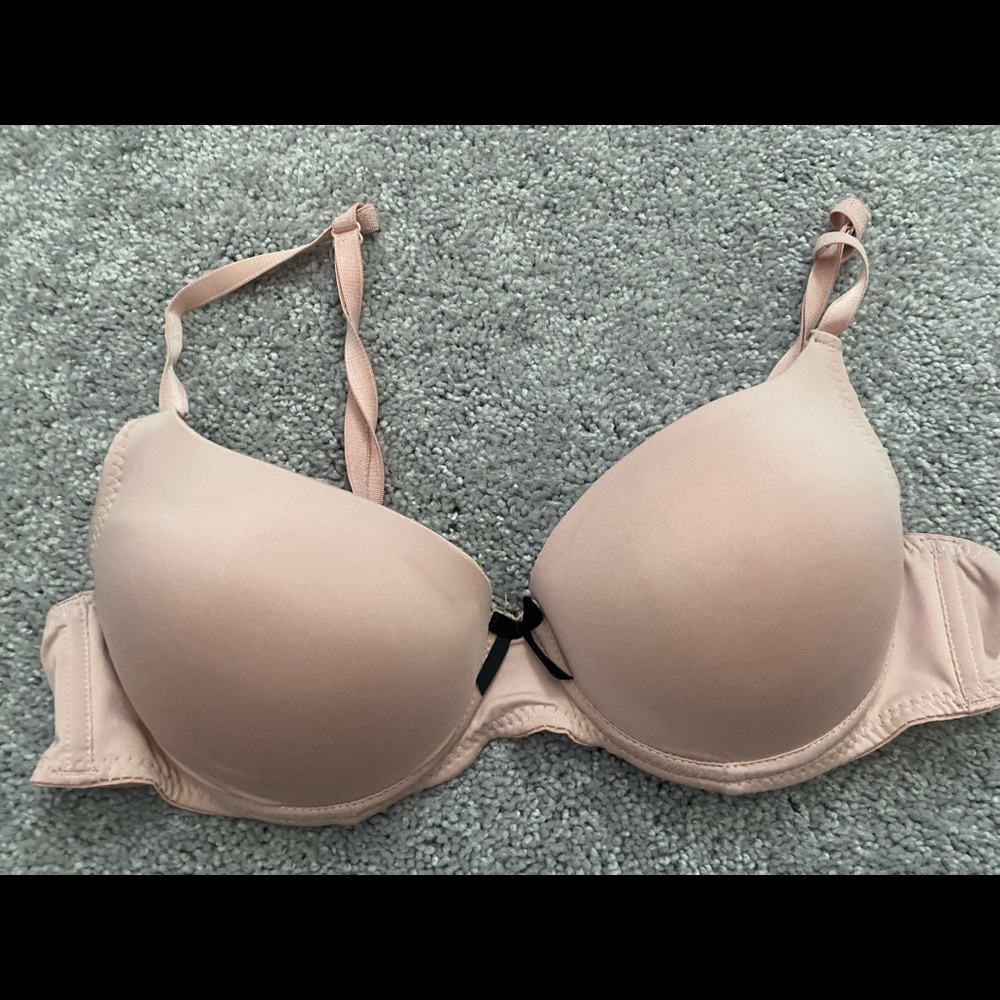 Nice marylin Monroe paded push up bra size 36B